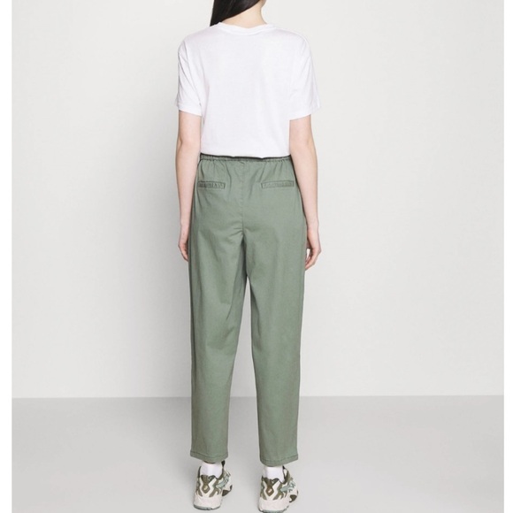 Stitch Fix l Vero Moda Vmenvany Hr Loose String Paperbag Ankle Pant, M/32” - Picture 13 of 14